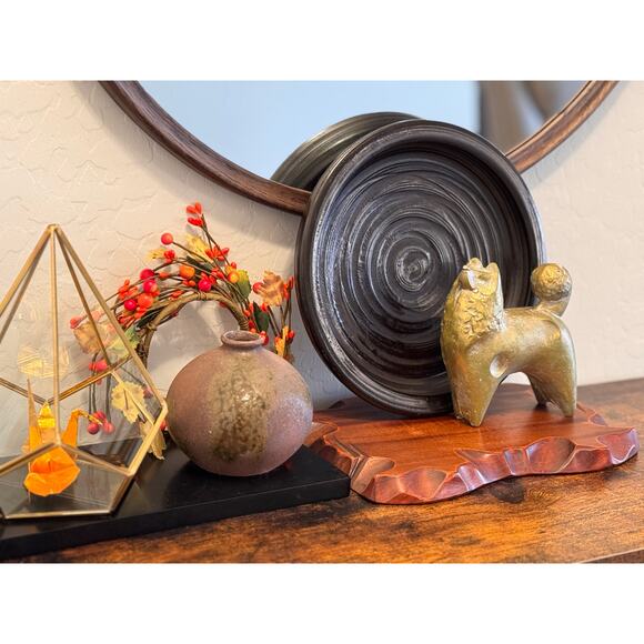 Vintage Black Japanese Urushi Lacquerware Set, 1 Large + 5 Small Plates - Picture 16 of 16